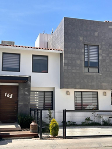 Casa En Venta En Mina La Fe, Zona Plateada