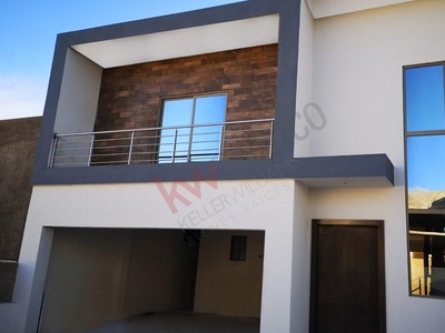 RESIDENCIA EN VENTA BOSQUES DEL VALLE III