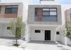 doomos. casa alba premier en venta