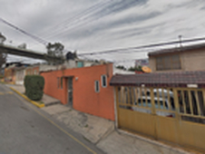 Casa en venta Calle Playa Condesa 4, Perinorte, Fracc La Quebrada Ampliación, Cuautitlán Izcalli, México, 54769, Mex