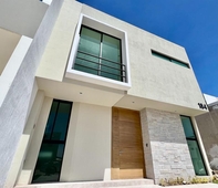 Casas en venta - 160m2 - 3 recámaras - Nuevo México - $5,290,000