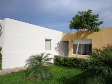 Doomos. Casas de 2 recámaras, 1 y 2 plantas, dentro de la ciudad al sur de Mérida