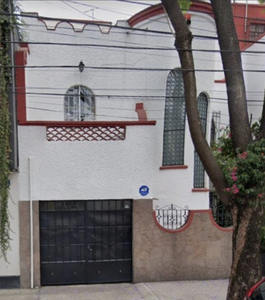 Bs- Gran Oportunidad De Aquirir Esta Preciosa Casa En Remate En La Condesa