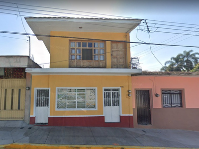 Casa En Remate Bancario En Centro, Orizaba, Veracruz (65% Debajo De Su Valor Comercial, Solo Recursos Propios, Única Oportunidad)