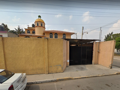 Casa en venta Calle Benjamín Robles Mz 015, El Xolache, 56270 Texcoco, Méx., México