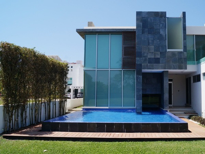 Casa En Venta En Acapulco, Playa Diamante De Remate Bancario $2,750,000.00 Pesos