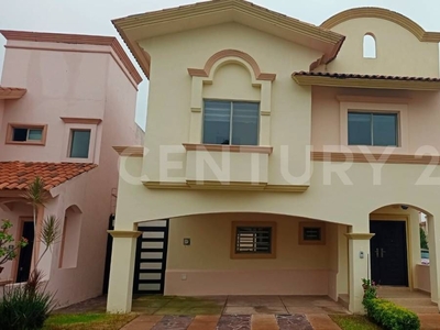 Casa en Venta, Villas California Coto Ventura, Tlajomulco