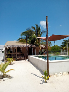 Hermosa Casa Con Piscina En La Playa De Chelem, Yucatán