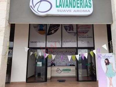 Local En Plaza Comercial Con Excelente Ubicación En Punta Esmeralda, Corregidora