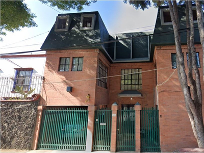 Reconfortable Casa Bien Ubicadada En Coyoacan