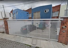 Remate Bancario Casa en Jaime Almazán, Col. San Buenaventura, Toluca