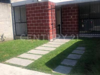 Casa en Renta en la Colonia Villas Santin en Toluca