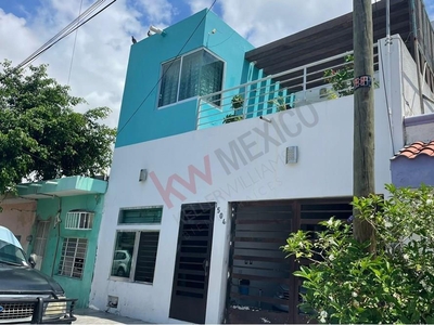 ¡Casa en Venta de 5 recámaras en Mazatlán Sinaloa!