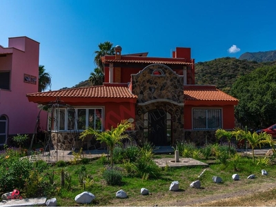 Hermosa Casa en venta en Ajijic, Jalisco.