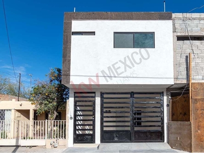 Nueva Casa en Venta, Colonia Centro, Cerca de Bosque Venustiano Carranza, Torreón, Coahuila