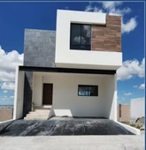 hermosa casa en venta en privada residencial campo azul