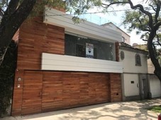 VENTA CASA REMODELADA, LOMAS VIRREYES