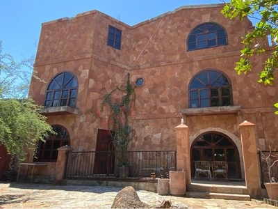 Casa de Cantera en Renta para Negocio, Ubicada en el Centro de La Paz