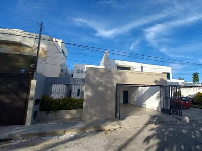 Doomos. Casa en Renta en Mérida,Yucatán