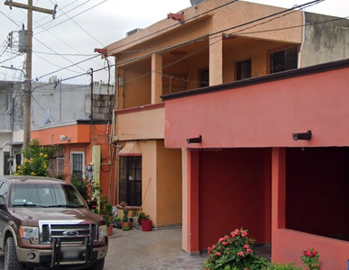 Casa En Remate Bancario En Jardines Coloniales, Reynosa, Tam. (65% Debajo De Su V Comercial, Solo Recursos Propios, Unica Oportunidad) -ekc