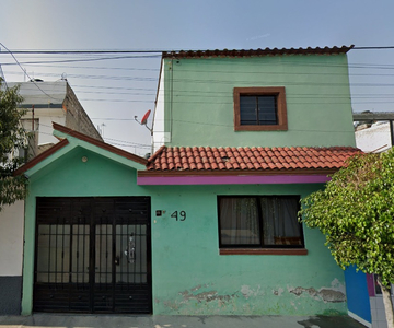 Casa En Venta En Jardines De Morelos, Ecatepec, St08
