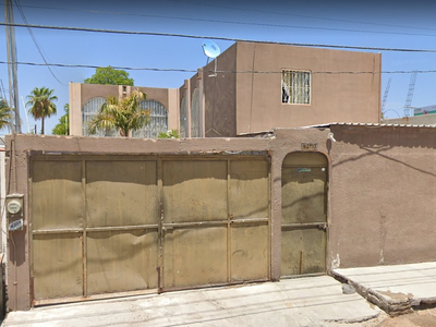 Remato Casa En: Cjon. 6 3193, Adolfo Ruíz Cortínez, 23040 La Paz, B.c.s.