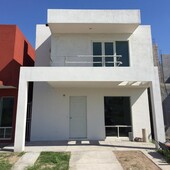 doomos. casa en venta en residencial valle azul, apodaca