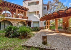 vende o renta casa en club de golf los encinos