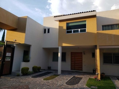 CASA EN VENTA EN EL COLLI URBANO EN ZAPOPAN