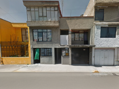 Casa en venta Monterrey 202, Mz 034, Santa María De Las Rosas, 50140 Toluca, Méx., México
