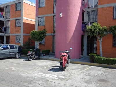 Departamento en venta Azucenas, Plaza Las Flores, San Francisco Coacalco, Estado De México, México