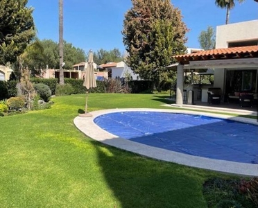 Casa con alberca en venta en Balvanera Polo Country Club, Querétaro.