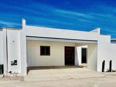 Casa de 1 piso con alberca en Mirador San Carlos