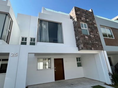 CASA EN VENTA EN FRACC. LA ANTIGUA CEMENTERA PUEBLA