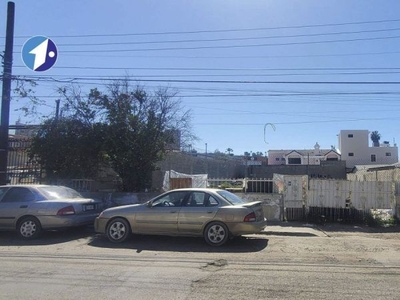 Se vende terreno de 450 m2 en col. Cacho, Tijuana