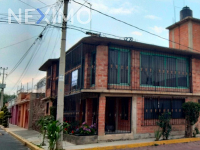 Venta Casa 4 Ambientes La Bomba