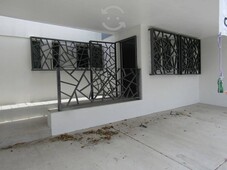 oficina en renta en arcos vallarta de 200 m2