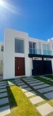 casa en venta en zakia con espacios amplios metros cúbicos