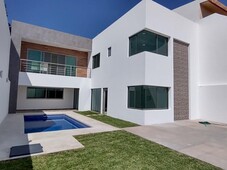 casa minimalista nueva en lomas del sol, cuernavaca morelos. metros cúbicos