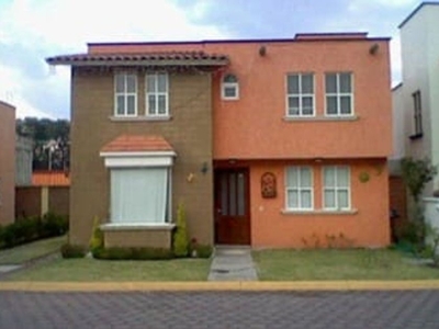 Casa en condominio en renta Calle Benito Juárez 1952, San Salvador Tizatlali, Metepec, Estado De México, México