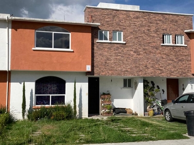 Casa en venta Fraccionamiento San Valentín, Avenida Almoloya De Juárez Mz 026, San Miguel Zinacantepec, Estado De México, México