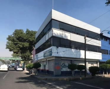 Edificio De 3 Plantas Con Uso De Suelo Mixto. Magnifica Oportunidad De Inversión.