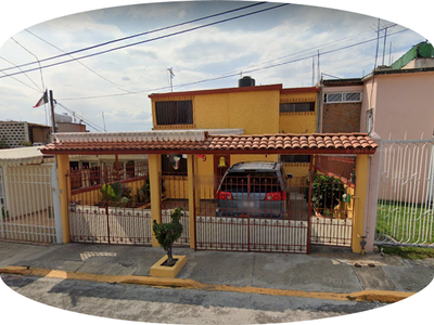 Casa en venta Ampliación Vista Hermosa, Tlalnepantla De Baz, Estado De México, México
