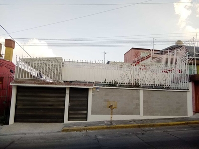 Casa en venta Calle Alberto José Pani 40, Satélite, Fraccionamiento Ciudad Satélite, Naucalpan De Juárez, México, 53100, Mex