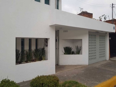 Casa en venta Calle Cerro De La Bufa, Habitacional Los Pirules, Tlalnepantla De Baz, Estado De México, México