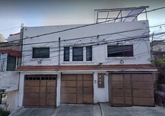 Doomos. Casa Adjudicada en Venta - Remate - Tlalpan - Ciudad de Mexico