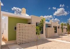 Doomos. Casa en venta en Villas de Oriente Mérida Yucatán