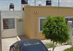 Doomos. Casa en Venta Fraccionamiento Villas Universidad Torreon Coahuila REMATE aL 50 OPORTUNIDAD!!! a 3 Minutos Oficialia de Partes 24 Registro Civil