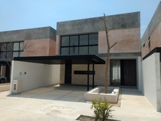 Doomos. Casa en venta en Mérida,Yucatán en Privada Navita cerca Plaza La Isla.
