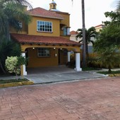casas en renta - 300m2 - 3 recámaras - cancun - 23,500